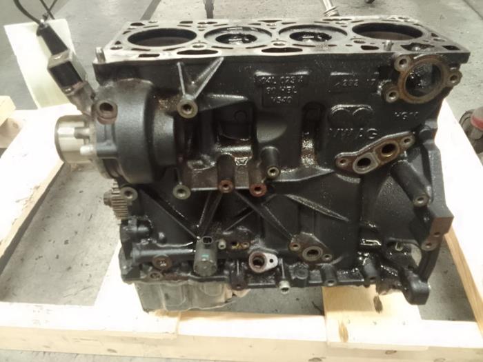 Gebruikte Krukas Volkswagen Polo VI (AW1) 1.6 TDI 16V 95 Prijs € 350,00 Margeregeling aangeboden door Autodemontage van de Laar