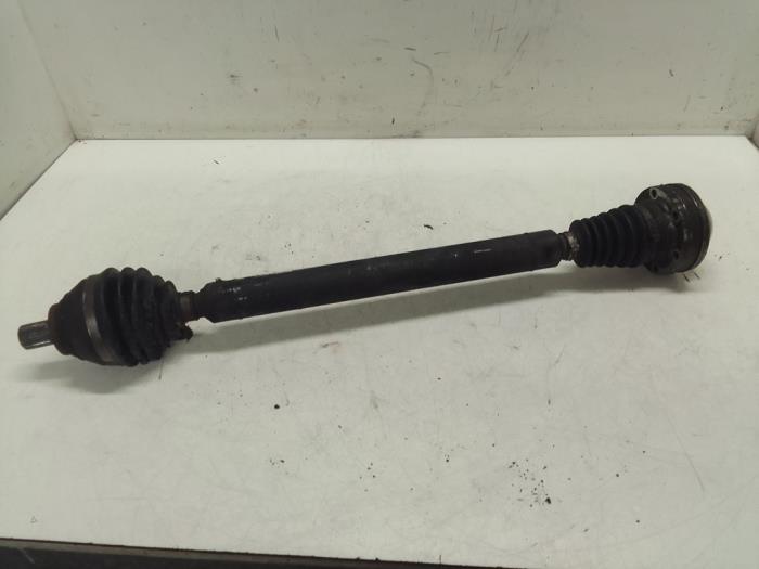 Gebruikte Aandrijfas rechts-voor Volkswagen Golf VII (AUA) 2.0 GTI 16V Prijs € 200,00 Margeregeling aangeboden door Autodemontage van de Laar
