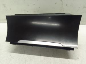 Gebruikte Opbergvak Volkswagen Golf VII (AUA) 2.0 GTI 16V Prijs € 35,00 Margeregeling aangeboden door Autodemontage van de Laar