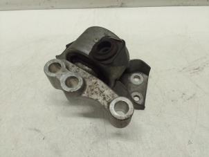 Gebruikte Motorrubber Opel Combo 1.6 CDTI 16V Prijs € 75,00 Margeregeling aangeboden door Autodemontage van de Laar