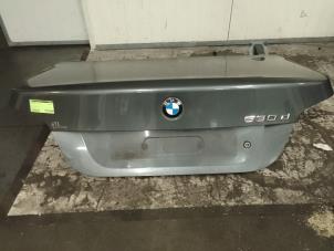 Gebruikte Kofferdeksel BMW 5 serie (E60) 530d 24V Prijs € 150,00 Margeregeling aangeboden door Autodemontage van de Laar