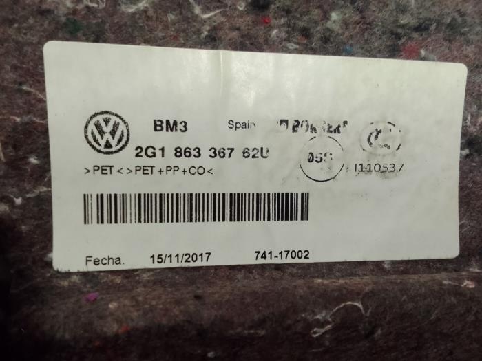 Vloerbedekking van een Volkswagen Polo VI (AW1) 1.6 TDI 16V 95 2018