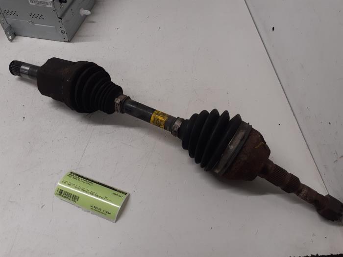 Gebruikte Steekas links-voor Opel Meriva (B) 1.7 CDTI 16V Prijs € 75,00 Margeregeling aangeboden door Autodemontage van de Laar