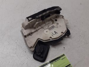 Gebruikte Deurslot Mechaniek 4Deurs links-achter Volkswagen Golf VII (AUA) 2.0 GTI 16V Performance Package Prijs € 50,00 Margeregeling aangeboden door Autodemontage van de Laar