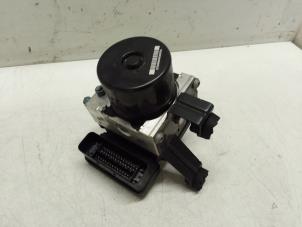 Gebruikte ABS Pomp BMW 1 serie (F20) 118d 2.0 16V Prijs € 225,00 Margeregeling aangeboden door Autodemontage van de Laar