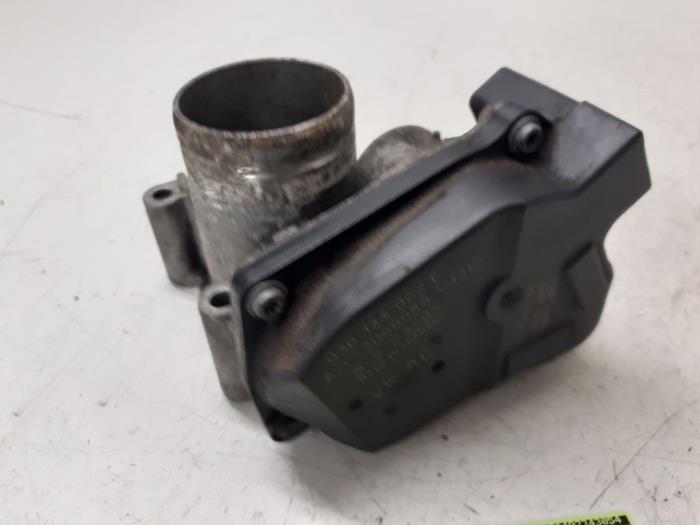 Gebruikte Gasklephuis Volkswagen Fox (5Z) 1.2 Prijs € 25,00 Margeregeling aangeboden door Autodemontage van de Laar
