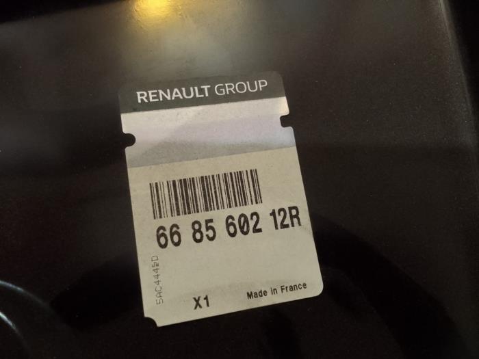 Paravent van een Renault Master V Combi  2020