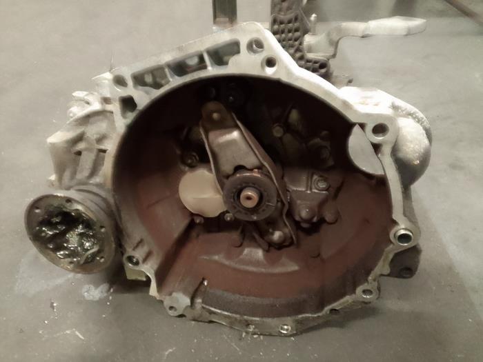 Gebruikte Versnellingsbak Volkswagen Polo V (6R) 1.4 TDI DPF BlueMotion technology Prijs € 600,00 Margeregeling aangeboden door Autodemontage van de Laar