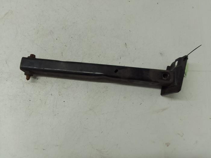 Gebruikte Subframe Peugeot 207 SW (WE/WU) 1.6 16V VTRi Prijs € 35,00 Margeregeling aangeboden door Autodemontage van de Laar