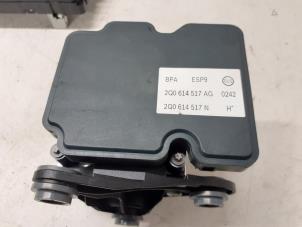 Gebruikte ABS Pomp Volkswagen Polo VI (AW1) 1.0 MPI 12V Prijs € 115,00 Margeregeling aangeboden door Autodemontage van de Laar