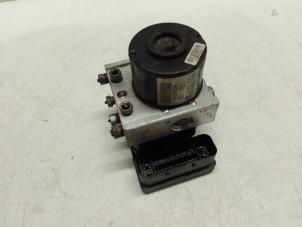 Gebruikte ABS Pomp Peugeot 207 SW (WE/WU) 1.4 Prijs € 125,00 Margeregeling aangeboden door Autodemontage van de Laar