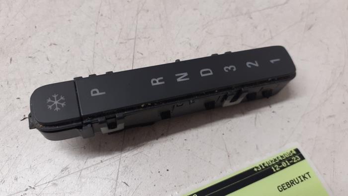Gebruikte Diversen Opel Corsa D 1.4 16V Twinport Prijs € 25,00 Margeregeling aangeboden door Autodemontage van de Laar