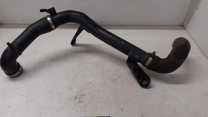 Gebruikte Intercooler Slang Seat Ibiza IV SC (6J1) 1.4 TDI Prijs € 70,00 Margeregeling aangeboden door Autodemontage van de Laar