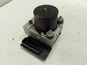 Gebruikte ABS Pomp Volkswagen Polo V (6R) 1.2 TDI 12V BlueMotion Prijs € 125,00 Margeregeling aangeboden door Autodemontage van de Laar