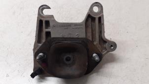 Gebruikte Motorsteun Opel Vivaro 1.6 CDTI BiTurbo 120 Prijs € 48,40 Inclusief btw aangeboden door Autodemontage van de Laar