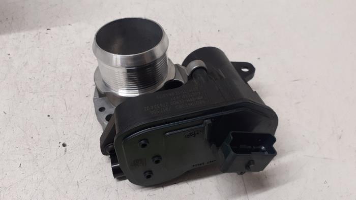 Gebruikte Gasklephuis Opel Corsa F (UB/UH/UP) 1.2 Turbo 12V 100 Prijs € 75,00 Margeregeling aangeboden door Autodemontage van de Laar