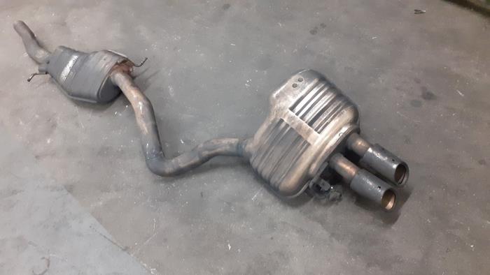 Gebruikte Uitlaat Einddemper Audi A4 Avant (B9) 3.0 TDI V6 24V Quattro Prijs € 200,00 Margeregeling aangeboden door Autodemontage van de Laar
