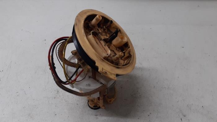 Gebruikte Tank element Pomp Audi A4 Avant (B9) 3.0 TDI V6 24V Quattro Prijs € 125,00 Margeregeling aangeboden door Autodemontage van de Laar