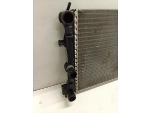Radiateur van een Volkswagen Polo V (6R) 1.6 TDI 16V 90 2013