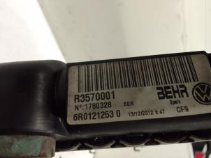 Radiateur van een Volkswagen Polo V (6R) 1.6 TDI 16V 90 2013