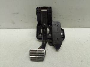 Gebruikte Rempedaal Volkswagen Polo V (6R) 1.6 TDI 16V 90 Prijs € 70,00 Margeregeling aangeboden door Autodemontage van de Laar