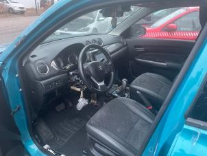 Gebruikte Airbag Set + Module Suzuki Vitara (LY/MY) 1.4 S Turbo 16V Prijs € 1.500,00 Margeregeling aangeboden door Autodemontage van de Laar