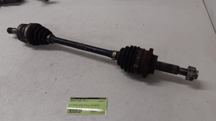 Gebruikte Steekas links-voor Chevrolet Spark (M300) 1.0 16V Bifuel Prijs € 70,00 Margeregeling aangeboden door Autodemontage van de Laar