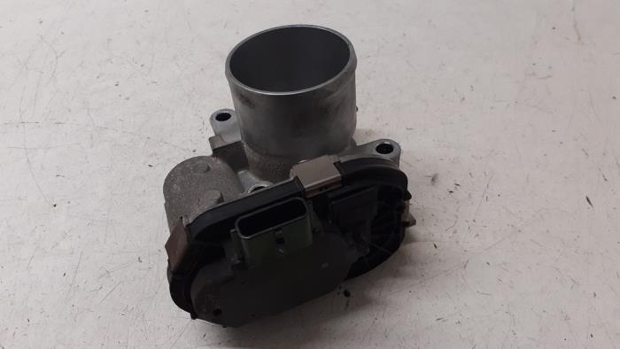 Gebruikte Gasklephuis Renault Twingo III (AH) 1.0 SCe 75 12V Prijs € 70,00 Margeregeling aangeboden door Autodemontage van de Laar