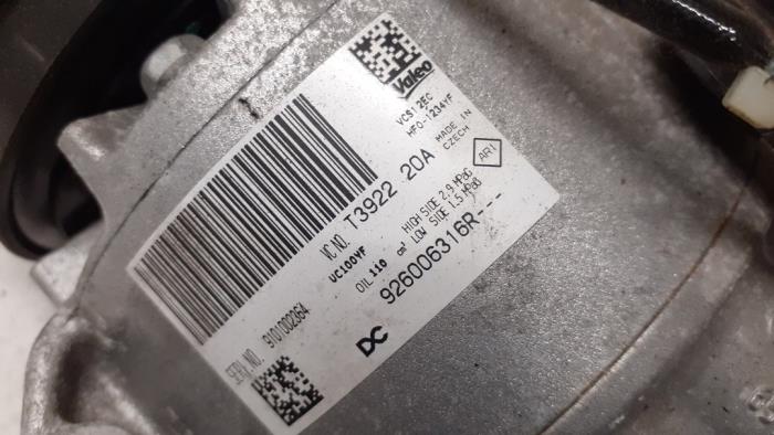 Gebruikte Aircopomp Renault Twingo III (AH) 1.0 SCe 75 12V Prijs € 175,00 Margeregeling aangeboden door Autodemontage van de Laar