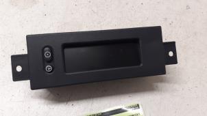 Gebruikte Display Interieur Opel Corsa D 1.4 16V Twinport Prijs € 25,00 Margeregeling aangeboden door Autodemontage van de Laar