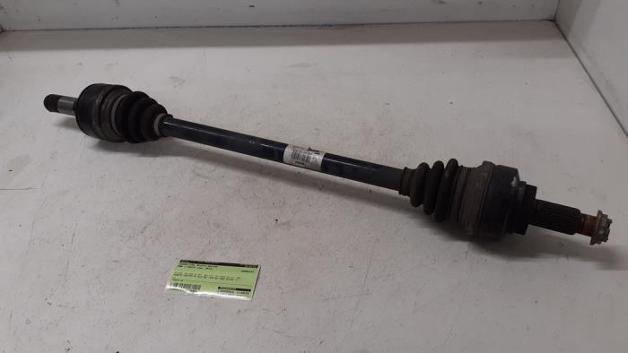 Gebruikte Steekas rechts-achter BMW 1 serie (F20) 116i 1.5 12V Prijs € 75,00 Margeregeling aangeboden door Autodemontage van de Laar