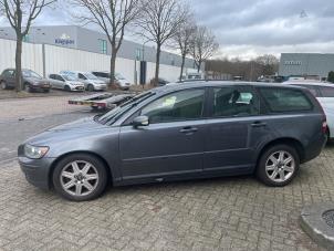 Gebruikte Brandstoftank Volvo V50 (MW) 2.0 D 16V Prijs € 125,00 Margeregeling aangeboden door Autodemontage van de Laar