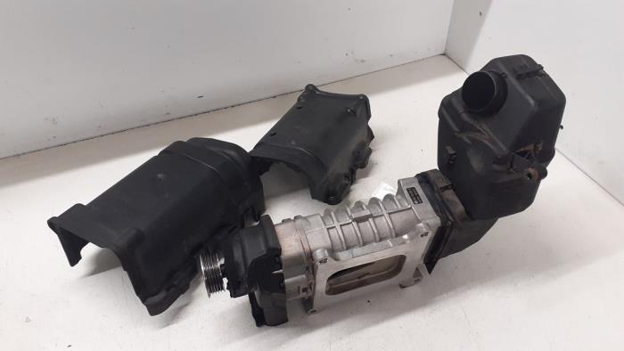Compressor van een Volkswagen Golf V (1K1) 1.4 GT 16V 2006
