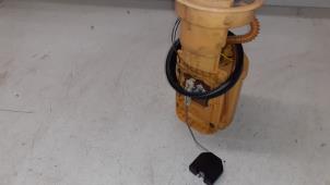 Gebruikte Tank element Pomp Volkswagen Transporter/Caravelle T5 2.0 TDI DRF Prijs € 75,00 Margeregeling aangeboden door Autodemontage van de Laar