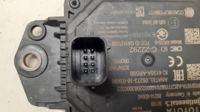 Radar sensor van een Toyota Yaris IV (P21/PA1/PH1) 1.5 12V Hybrid 115 2021