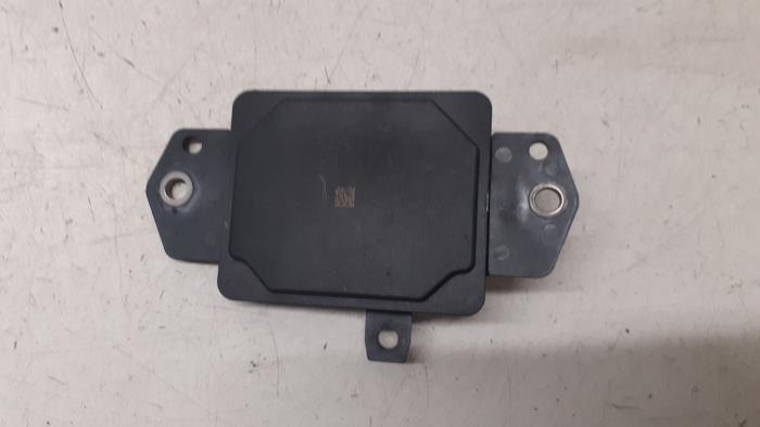 Radar sensor van een Toyota Yaris IV (P21/PA1/PH1) 1.5 12V Hybrid 115 2021