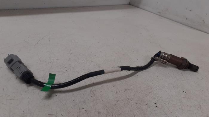 Gebruikte Lambda Sonde Toyota Yaris IV (P21/PA1/PH1) 1.5 12V Hybrid 115 Prijs € 45,00 Margeregeling aangeboden door Autodemontage van de Laar