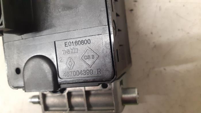 Elektronisch kontaktslot van een Renault Zoé (AG) R90 2016