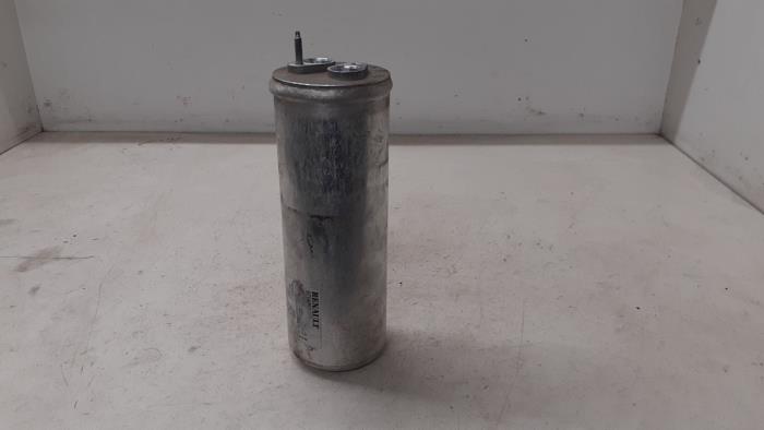 Gebruikte Airco Droger Renault Zoé (AG) R90 Prijs € 75,00 Margeregeling aangeboden door Autodemontage van de Laar
