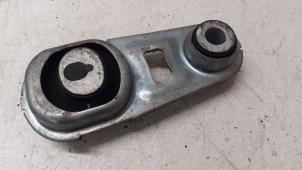 Gebruikte Motorsteun Renault Grand Scénic IV (RFAR) 1.3 TCE 160 16V Prijs € 30,00 Margeregeling aangeboden door Autodemontage van de Laar