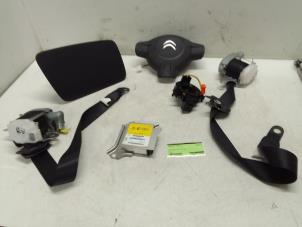 Gebruikte Airbag Set + Module Citroen C1 1.0 12V Prijs € 450,00 Margeregeling aangeboden door Autodemontage van de Laar