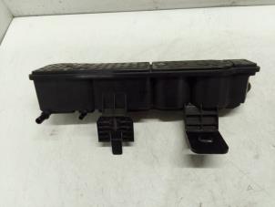 Gebruikte Koolstoffilter Opel Mokka 1.2 Turbo 12V Prijs € 75,00 Margeregeling aangeboden door Autodemontage van de Laar