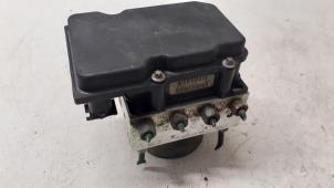 Gebruikte ABS Pomp Renault Modus/Grand Modus (JP) 1.4 16V Prijs € 75,00 Margeregeling aangeboden door Autodemontage van de Laar