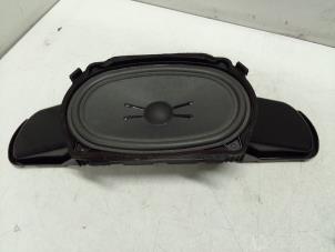 Gebruikte Speaker Mercedes S (W221) 3.5 S-350 24V Prijs € 25,00 Margeregeling aangeboden door Autodemontage van de Laar