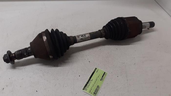 Gebruikte Aandrijfas links-voor Opel Insignia 2.8 V6 Turbo 24V 4x4 Ecotec Prijs € 75,00 Margeregeling aangeboden door Autodemontage van de Laar