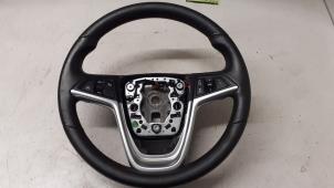 Gebruikte Stuurwiel Opel Insignia Country Tourer 2.0 CDTI 16V 130 ecoFLEX Prijs € 100,00 Margeregeling aangeboden door Autodemontage van de Laar