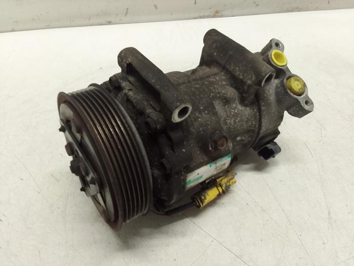 Gebruikte Aircopomp Peugeot 207/207+ (WA/WC/WM) 1.4 16V VTi Prijs € 90,00 Margeregeling aangeboden door Autodemontage van de Laar