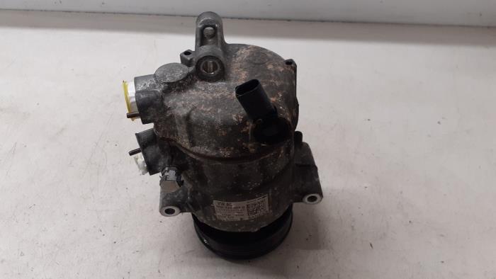 Gebruikte Aircopomp Volkswagen Polo V (6R) 1.8 GTI 16V Prijs € 125,00 Margeregeling aangeboden door Autodemontage van de Laar