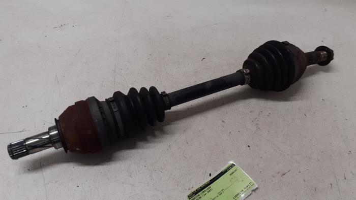 Gebruikte Steekas links-voor Opel Astra H SW (L35) 1.4 16V Twinport Prijs € 50,00 Margeregeling aangeboden door Autodemontage van de Laar