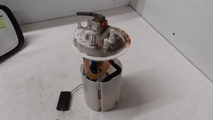 Gebruikte Tank element Pomp Fiat Fiorino (225) 1.3 JTD 16V Multijet Prijs € 50,00 Margeregeling aangeboden door Autodemontage van de Laar